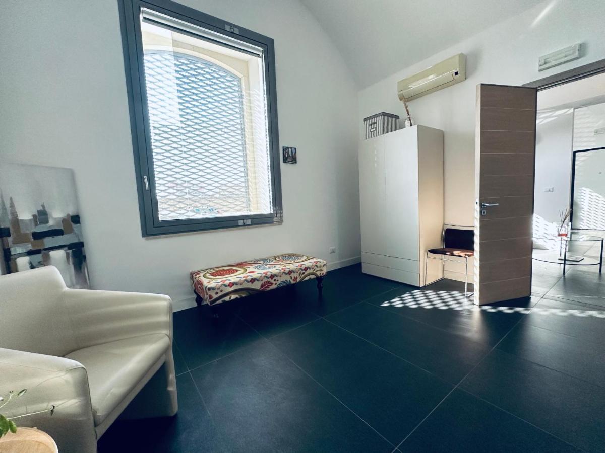 Lite Apartment By Eureka Катания Экстерьер фото